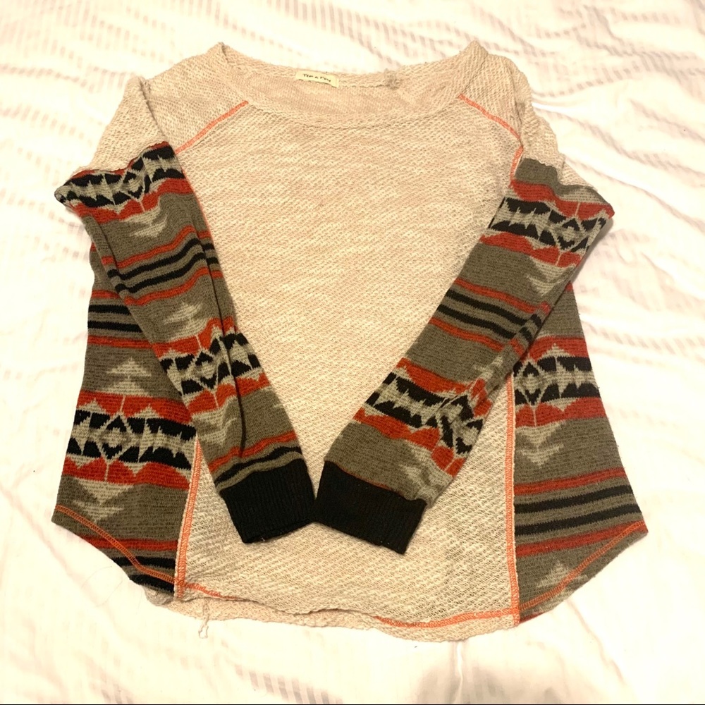 ⚡️2 for $25⚡️Tea N Rose Sweater Size Small